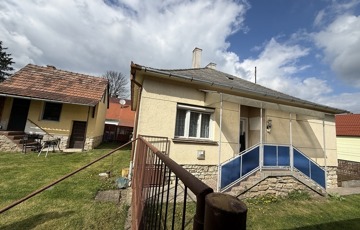 Eladó családi ház