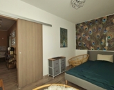 Eladó családi ház Üröm 159 990 000 Ft