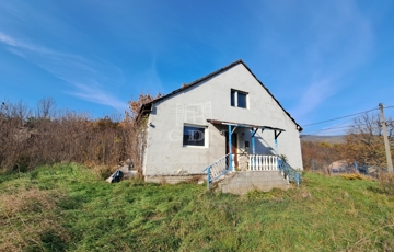 Eladó családi ház