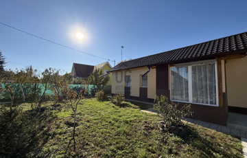 Eladó családi ház