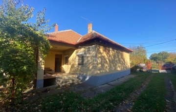 Eladó családi ház