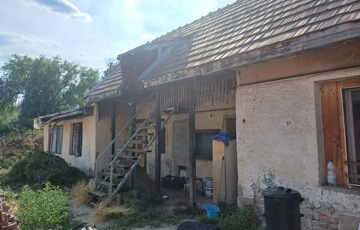 Eladó családi ház