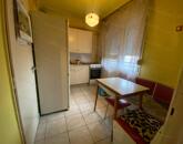 Szolnokon a Vitéz Szathmáry József úton  2 szobás lakás eladó!