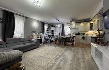 Eladó családi ház