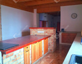 Eladó családi ház Komárom 131 200 000 Ft