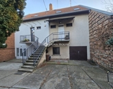 Eladó családi ház Pécs 83 990 000 Ft