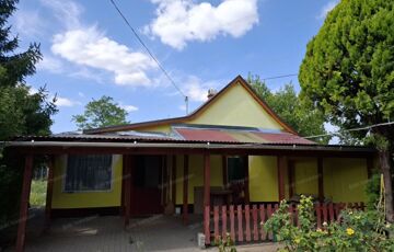 Eladó családi ház