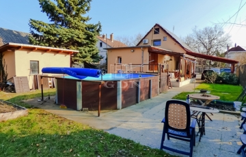 Eladó családi ház