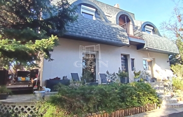 Eladó családi ház