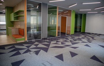 Kiadó iroda/üzlethelyiség