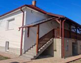 Eladó többgenerációs családi ház Cserkeszőlő központjában