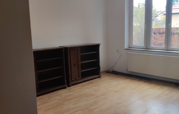 Kiadó családi ház