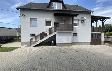 Eladó családi ház