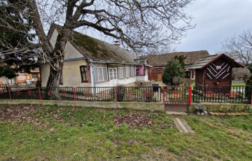 Eladó családi ház