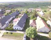 Együtt és mégis külön