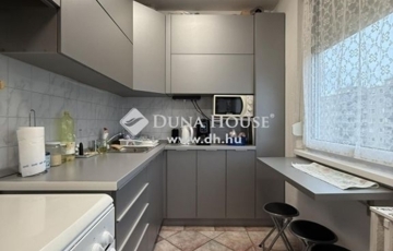 Eladó lakás