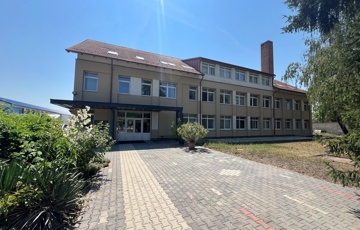 Kiadó iroda/üzlethelyiség