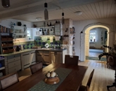 Eladó családi ház Velence 179 000 000 Ft