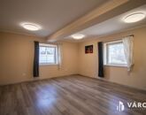 Eladó családi ház Velence 79 900 000 Ft