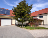 Eladó családi ház Pogány 110 000 000 Ft