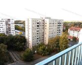 Jó állapotú panel lakás kiváló helyen