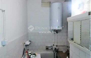 Eladó lakás