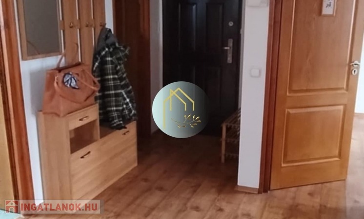 348727