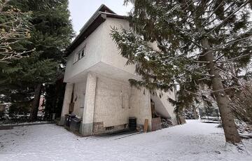 Eladó családi ház