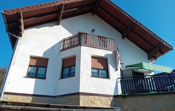 Eladó családi ház