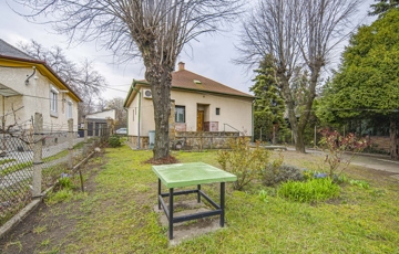 Eladó családi ház