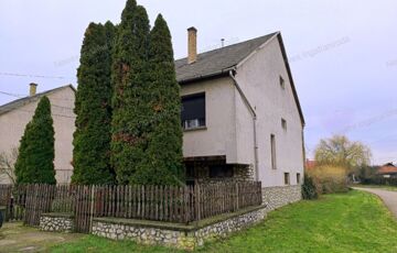 Eladó családi ház