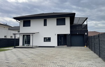 Eladó családi ház