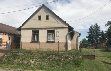 Eladó családi ház