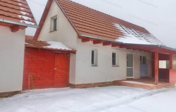 Eladó családi ház