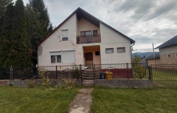 Eladó családi ház