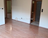 Eladó családi ház Nagykozár 99 000 000 Ft