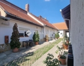 Eladó családi ház Pécs 269 000 000 Ft