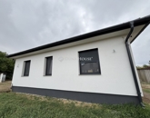 Eladó családi ház Cegléd 114 900 000 Ft