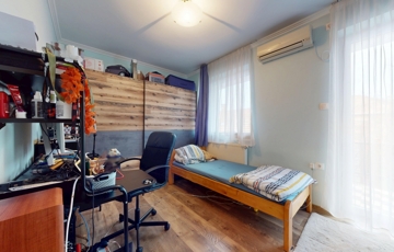 Eladó családi ház