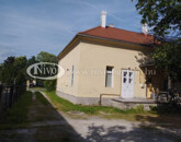 Eladó családi ház Veszprém 109 900 000 Ft