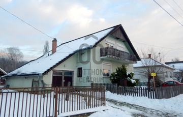 Eladó családi ház