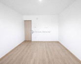 Eladó családi ház Törtel 42 900 000 Ft