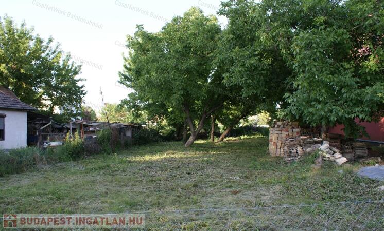 Balatonfőkajár központjában építési telek eladó                                 