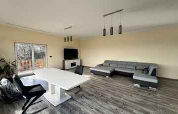 Eladó családi ház