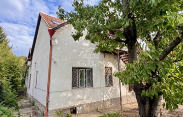 Eladó családi ház
