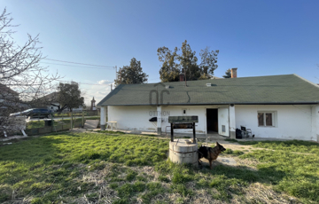 Eladó családi ház