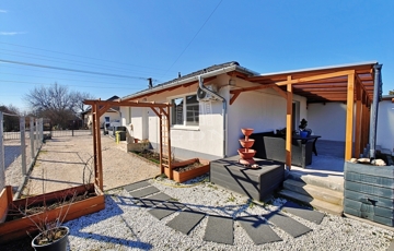 Eladó családi ház