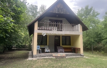 Eladó családi ház