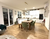 Eladó családi ház Üllő 130 000 000 Ft