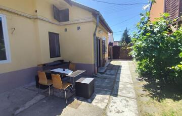 Eladó családi ház